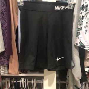 Nike Pro in black shorts size small women’s